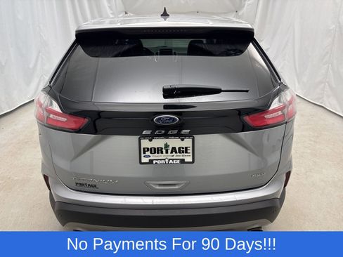 Used 2022 Ford Edge Titanium w/ Equipment Group 301A image 4