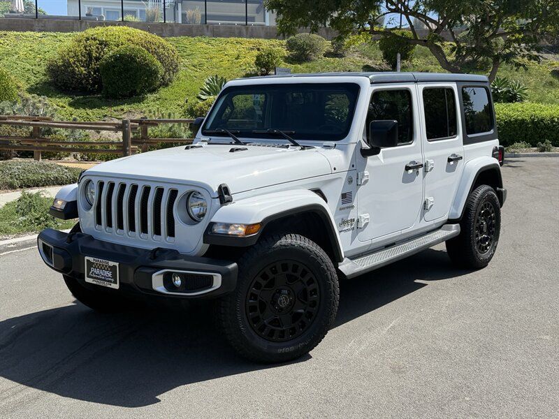 Used 2019 Jeep Wrangler Unlimited Sahara AWD/4WD image 2