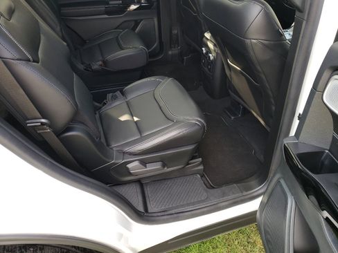 Used 2023 Ford Explorer ST w/ Equipment Group 401A image 18