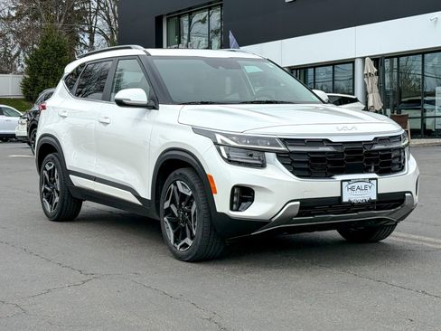 Used 2024 Kia Seltos SX w/ SX Sunroof Package image 1