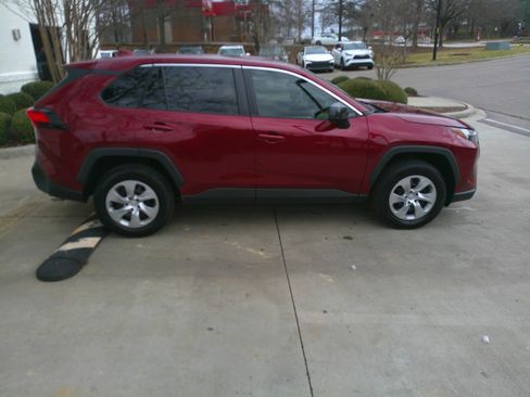 Used 2023 Toyota RAV4 LE image 14