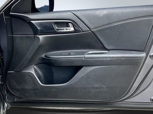 Used 2014 Honda Accord Sport image 15