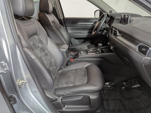 Used 2017 MAZDA CX-5 Touring w/ Preferred Equipment Package image 29