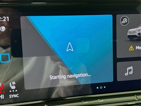 Used 2025 Volkswagen Atlas SE image 15