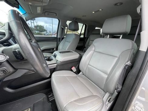 Used 2017 Chevrolet Tahoe LT w/ LT Signature Package AWD/4WD image 11