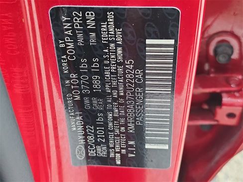 Used 2023 Hyundai Venue SE image 35