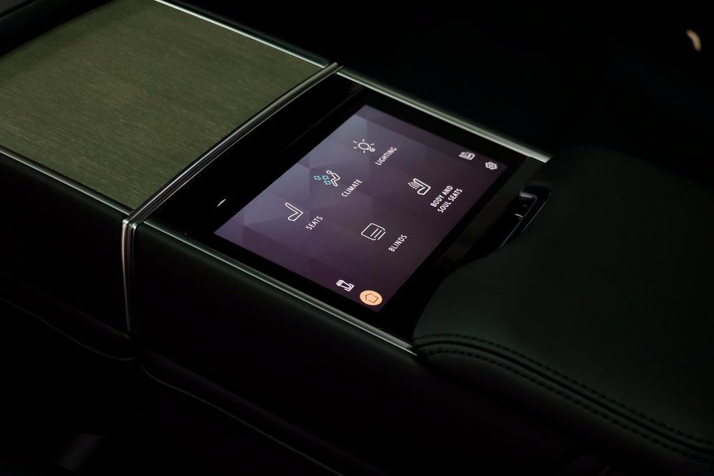 New 2026 Land Rover Range Rover SV AWD/4WD image 20
