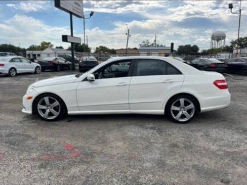Used 2010 Mercedes-Benz E 350 Sedan image 5