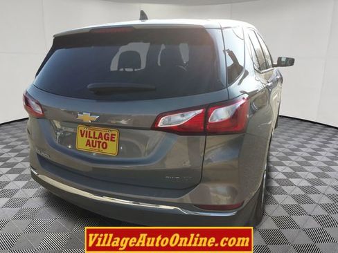 Used 2018 Chevrolet Equinox LT image 12