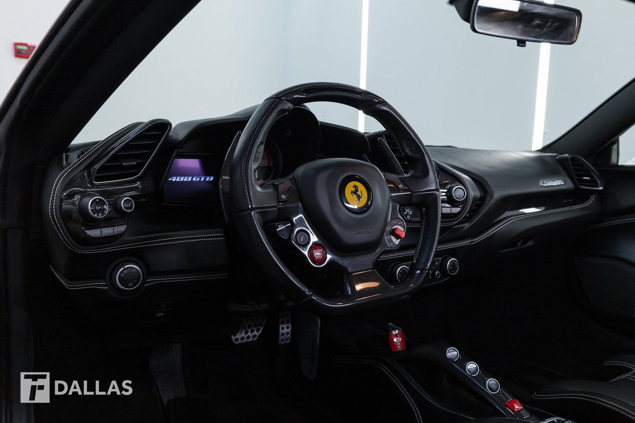 Used 2017 Ferrari 488 GTB RWD image 30