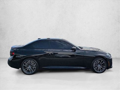 Certified 2023 BMW 230i Coupe w/ Convenience Package image 4