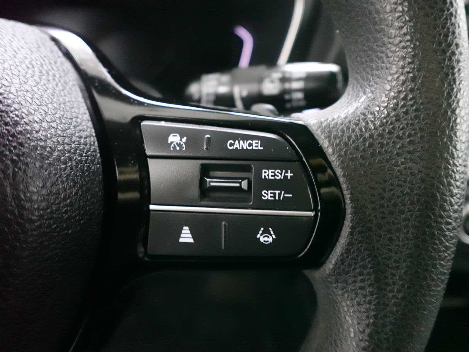 Certified 2023 Honda Pilot LX image 18
