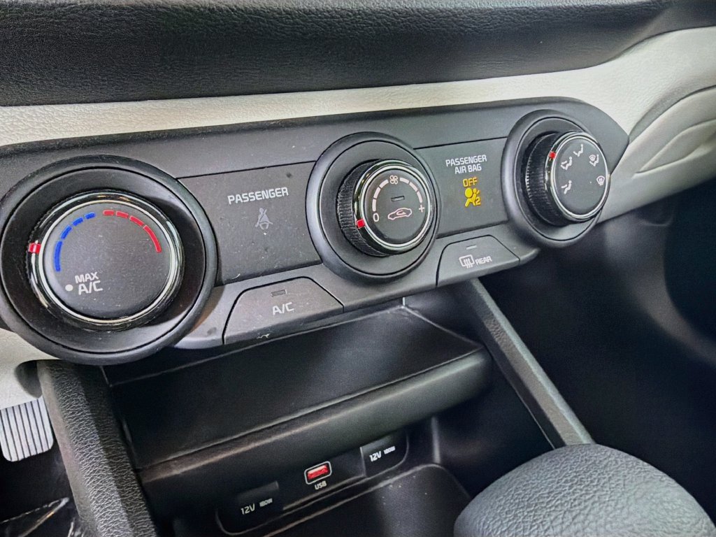 Certified 2023 Kia Forte LXS w/ LXS Technology Package FWD image 15