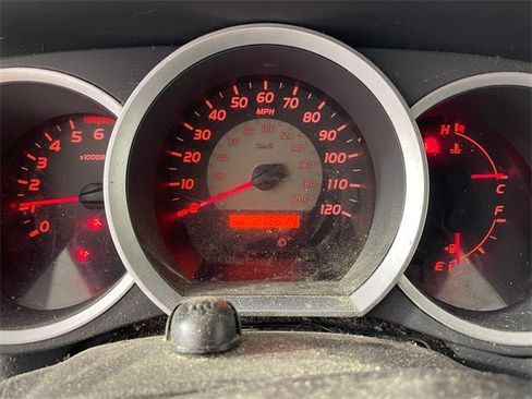 Used 2008 Toyota Tacoma PreRunner image 5