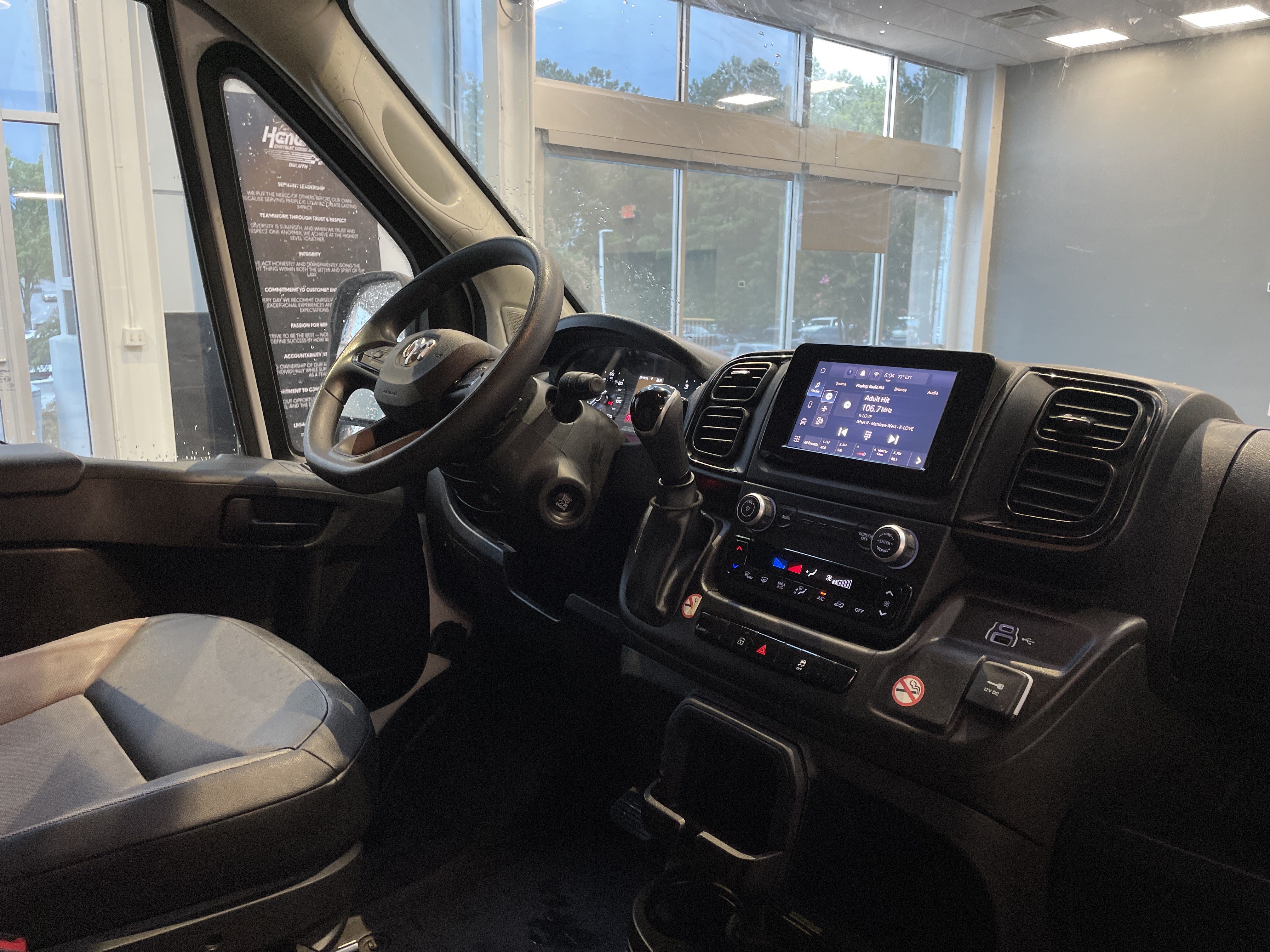 Used 2025 RAM ProMaster 2500 w/ Convenience Group FWD image 33
