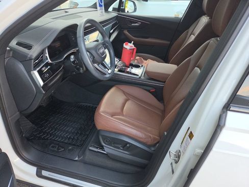 Used 2023 Audi Q7 3.0T Prestige AWD/4WD image 9