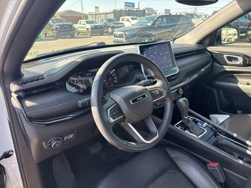 Used 2022 Jeep Compass Altitude w/ Convenience Group image 11