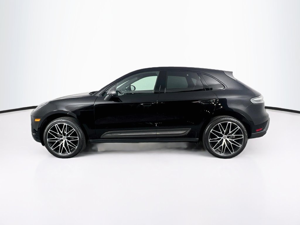 Certified 2024 Porsche Macan Turbo AWD/4WD image 2