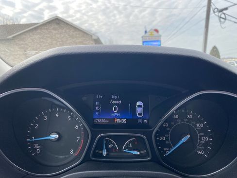 Used 2017 Ford Focus SE image 28