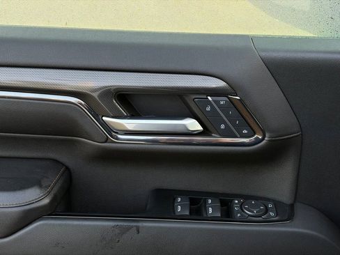 Used 2024 GMC Sierra 2500 AT4 w/ AT4 Premium Plus Package image 13