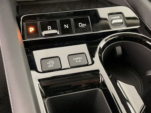 New 2025 Nissan Murano SV image 17