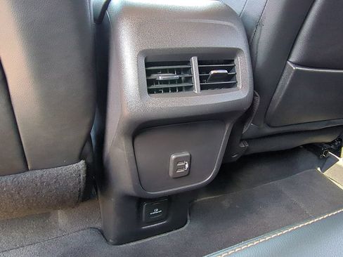 Used 2022 GMC Terrain AT4 AWD/4WD image 13