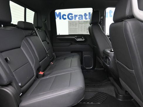 Used 2025 Chevrolet Silverado 2500 LTZ w/ LTZ Plus Package image 8