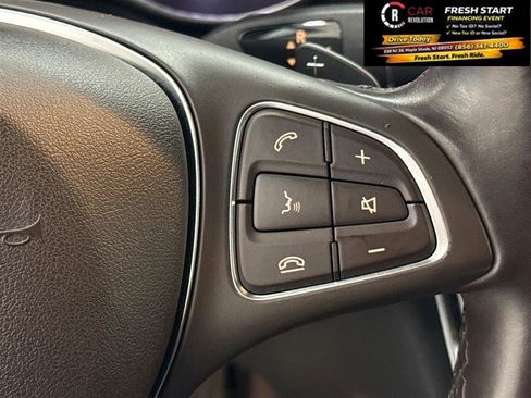 Used 2017 Mercedes-Benz GLC 300 300 4MATIC image 24