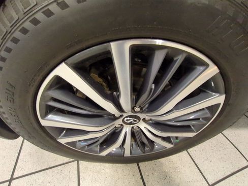 Used 2023 INFINITI QX60 Sensory w/ Vision Package image 29