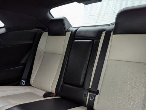 Used 2015 Dodge Challenger R/T Plus image 16