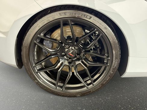 Used 2025 Chevrolet Corvette Z06 w/ Battery Protection Package image 18