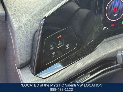 Used 2024 Volkswagen GTI Autobahn FWD image 35