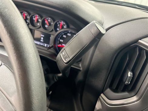 Used 2025 Chevrolet Silverado 2500 Custom w/ Custom Value Package image 16