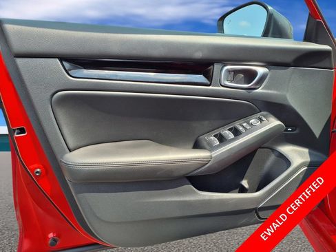 Used 2025 Honda Civic Sport Touring image 25