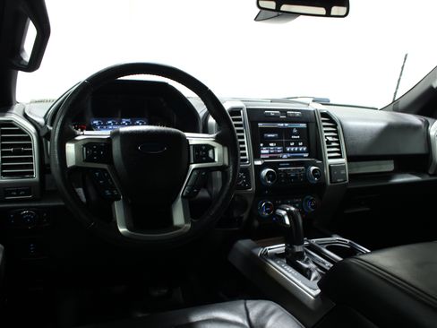 Used 2015 Ford F150 Platinum w/ Equipment Group 701A Luxury AWD/4WD image 2