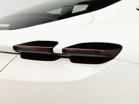 Certified 2022 Ferrari Roma image 29