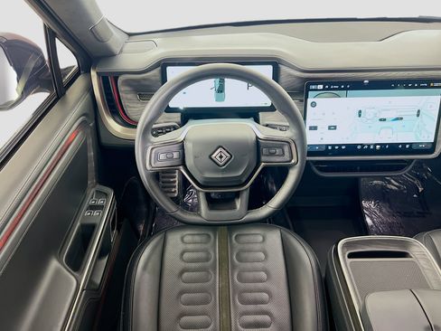 Used 2022 Rivian R1T Launch Edition image 22