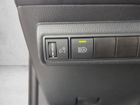 Certified 2023 Toyota Corolla LE image 22