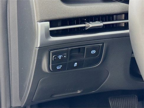 New 2026 Hyundai Tucson Limited image 15