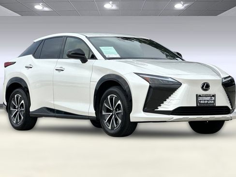 Used 2025 Lexus RZ 300e image 7