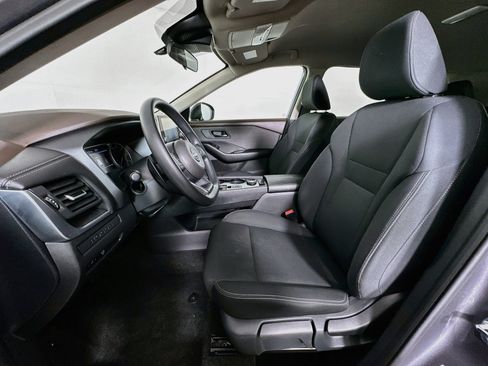 Used 2023 Nissan Rogue S AWD/4WD image 13