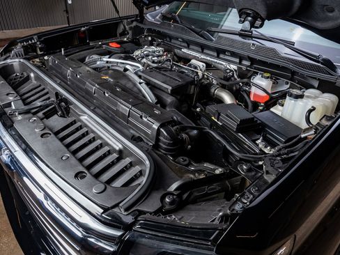 Used 2025 Chevrolet Silverado 2500 High Country w/ High Country Premium Package image 39