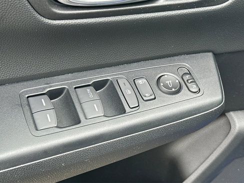 Certified 2025 Honda CR-V LX image 12