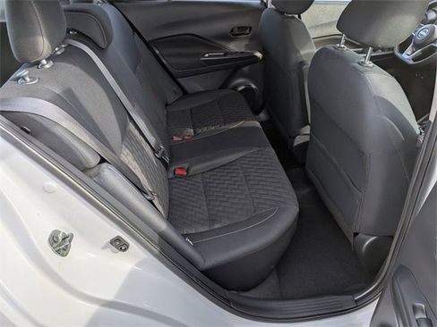 Used 2022 Nissan Kicks S image 26