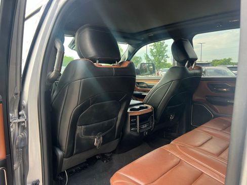 Used 2021 RAM 1500 Limited AWD/4WD image 16