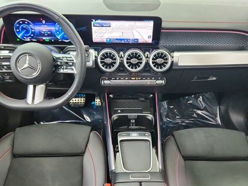 Used 2024 Mercedes-Benz EQB 250+ 250+ image 35