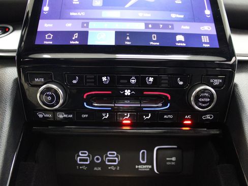 Used 2022 Jeep Grand Cherokee Overland image 44