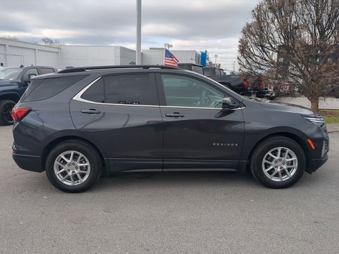 Used 2022 Chevrolet Equinox LT image 9