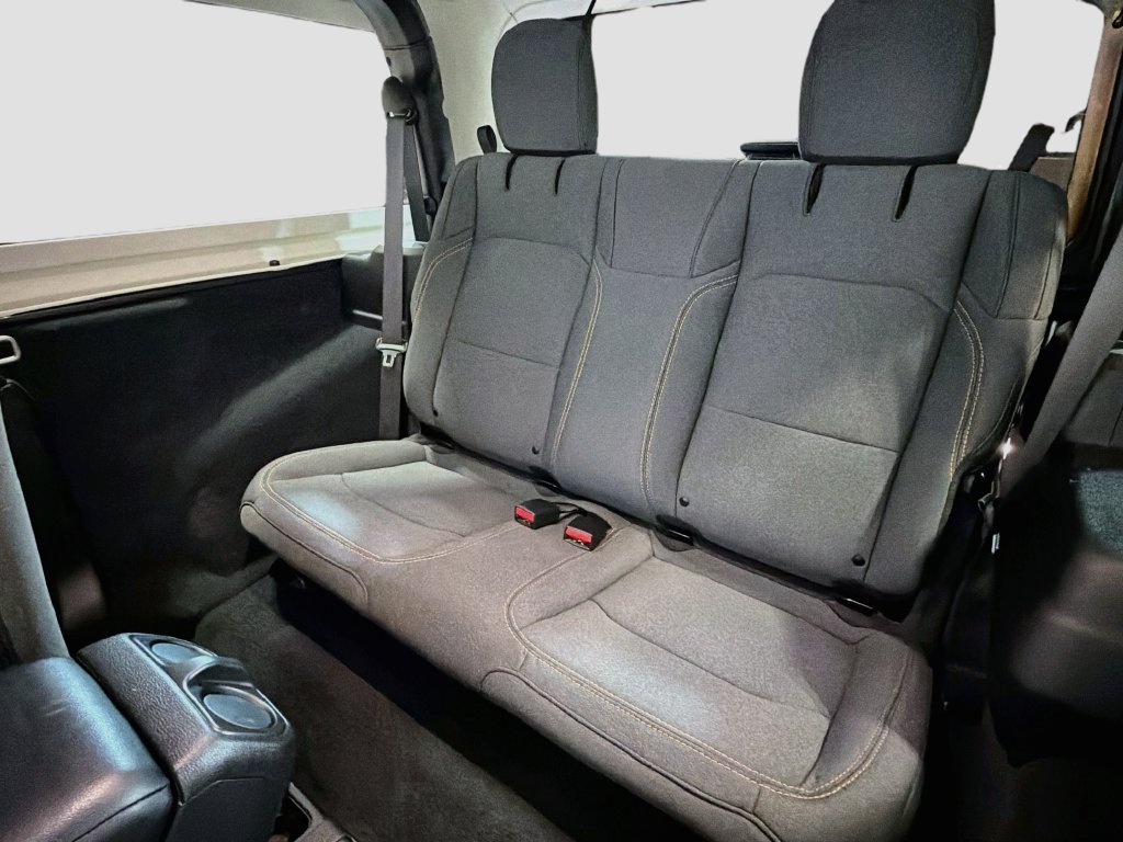 Used 2024 Jeep Wrangler Sport AWD/4WD image 24