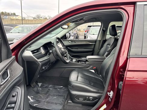 Used 2021 Jeep Grand Cherokee L Limited image 21